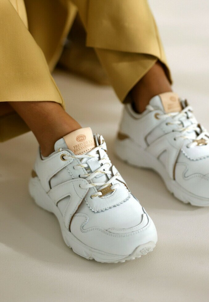 schuintrekken Twee graden Antipoison Sneaker Bowi Wit voor dames | Fred de la Bretoniere